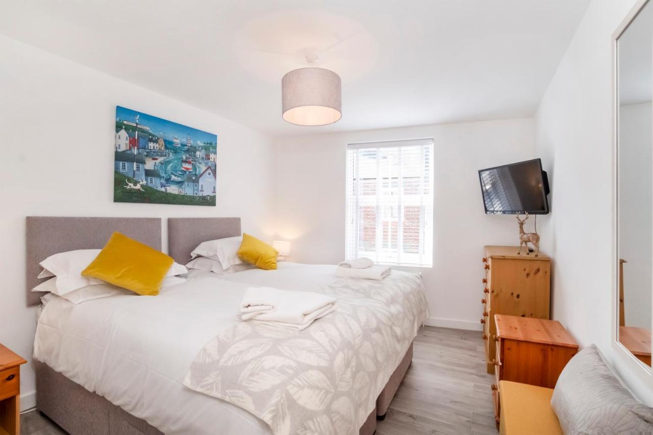 Livingstone Street Apartments With Free Parking Йорк Экстерьер фото