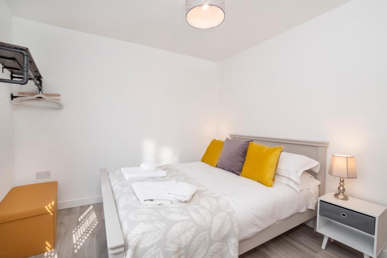 Livingstone Street Apartments With Free Parking Йорк Экстерьер фото
